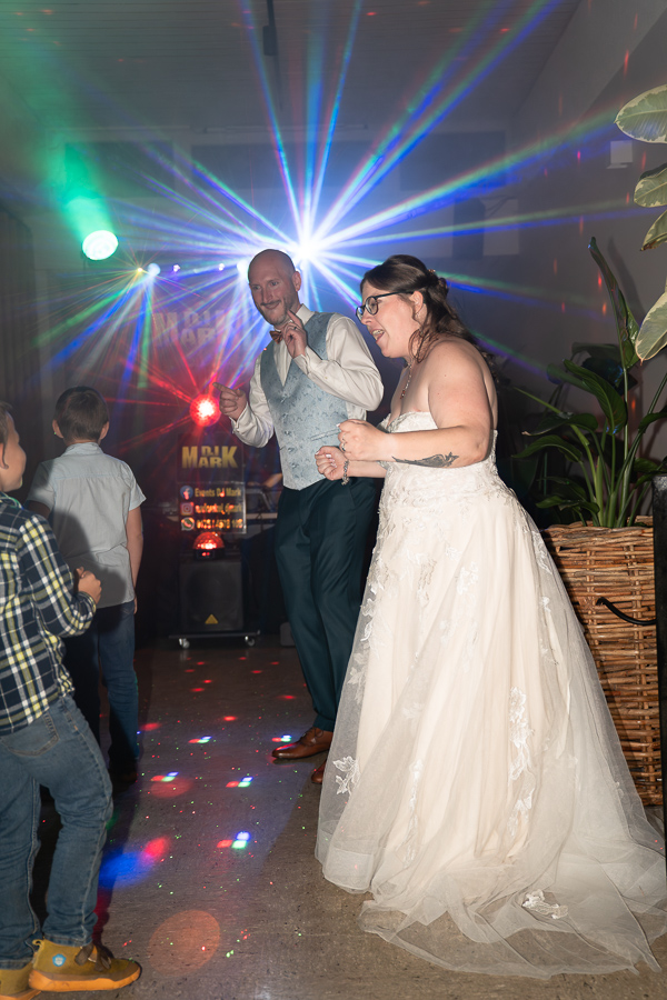 Party im Schmellbachtal - Hochzeitsfeier in den Abendstunden